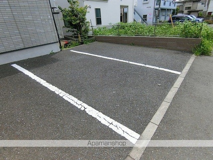 ＡＶＡＮＺＡＴＡ　ＤＭ[1K/24.84m2]の駐車場