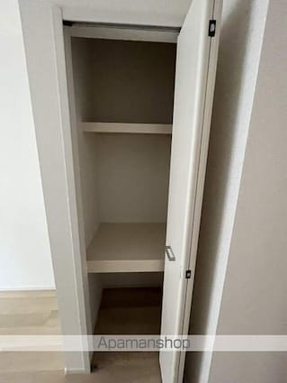 ダングラッツェⅡ[1R/33.13m2]の収納