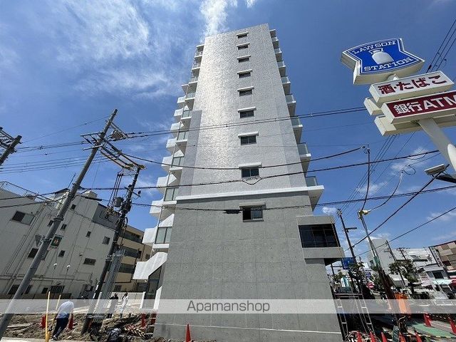 パラゴン勝山通りの外観写真