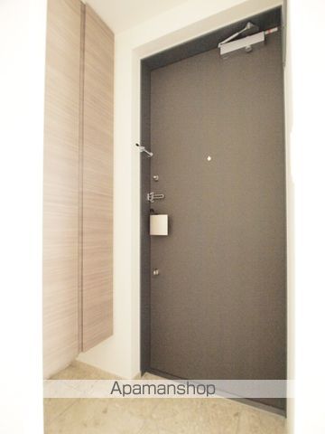 コンフォリア東新宿ステーションフロントの内装写真