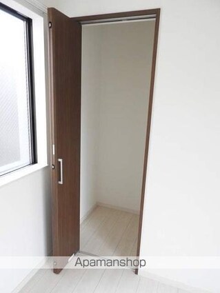 ＲＥＶＥ拝島[1R/29.46m2]の収納