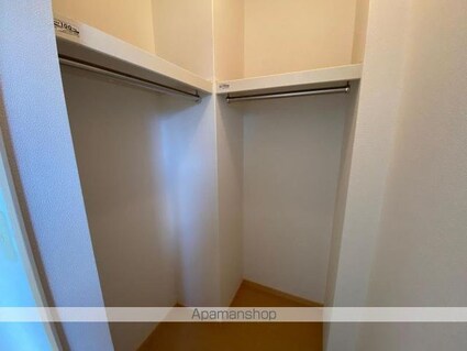 メゾン・ド・ローズ[1LDK/44.75m2]の収納