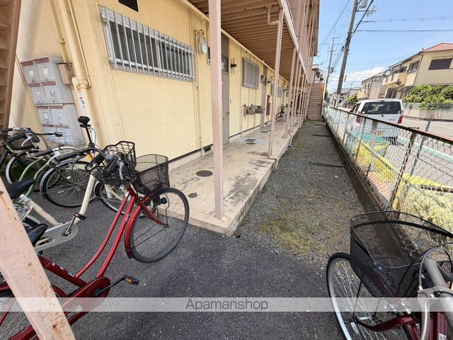 エコート藤原Aの玄関写真