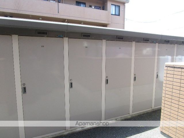 レアールマンションセレッソC棟の外観写真