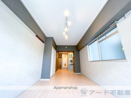 日正山越ハイツ１[1R/29.7m2]の内装3