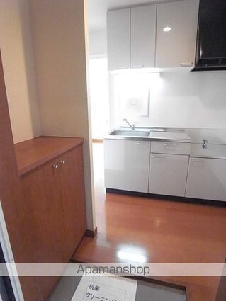 プリマヴェーラ狭間[2K/37.74m2]の玄関