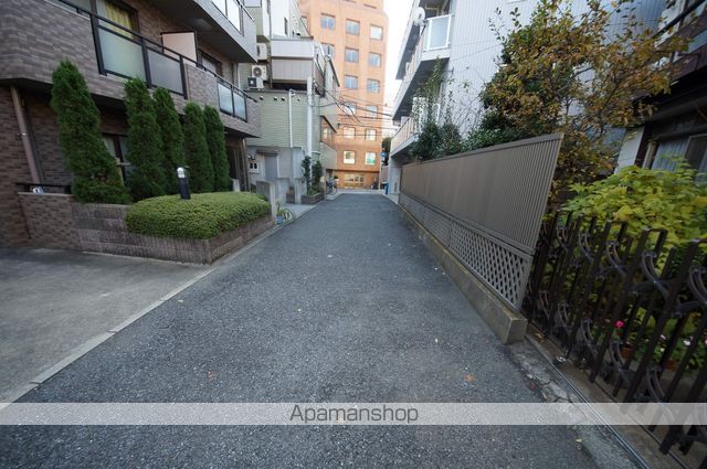 エムズ・フラッツ千駄ヶ谷の周辺写真