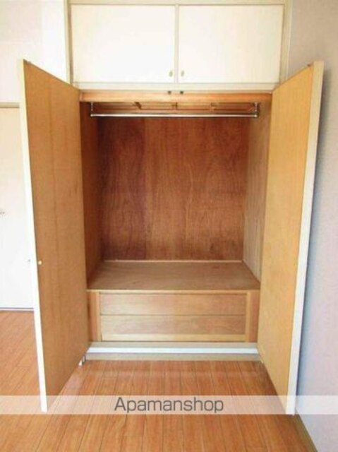 和歌山県和歌山市黒田[1K/18.65m2]の収納