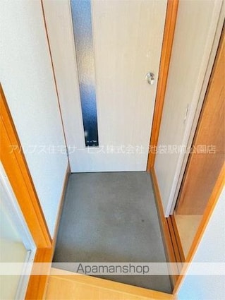 地曳ハウス[1K/20m2]の玄関