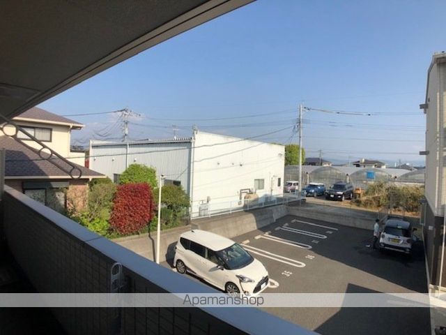 ハピネスヒルズ長嶺 B棟の内装写真