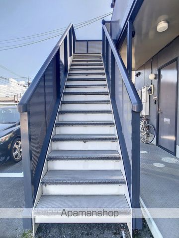 エクセール松岡Bの玄関写真