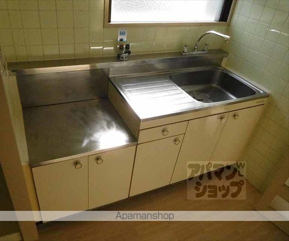 上賀茂葵之森町貸家の内装写真