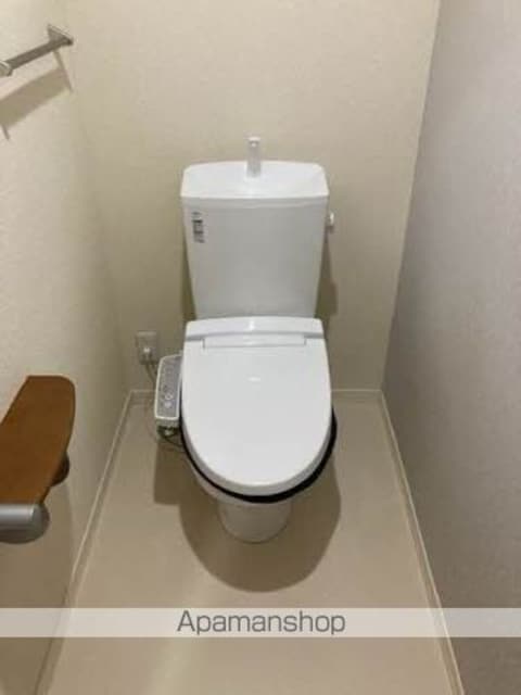 和歌山県和歌山市岡山丁[2LDK/57.55m2]のトイレ