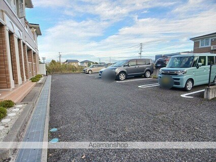 ブライト・ヒルサイドⅣ[2LDK/58.86m2]の駐車場