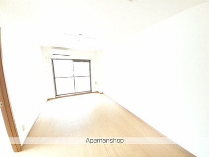 ロジュマン　コシノハラ[2LDK/55.71m2]のリビング・居間