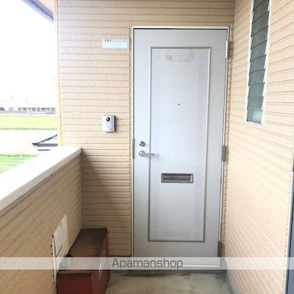 グレイオーク[2DK/48m2]のエントランス1