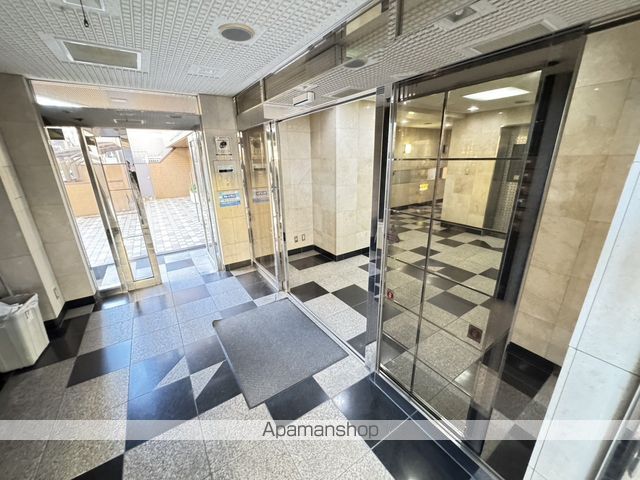 日宝ライフ下新庄の玄関写真