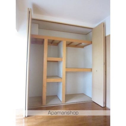 マーメイドラグーン[2LDK/63.42m2]の収納