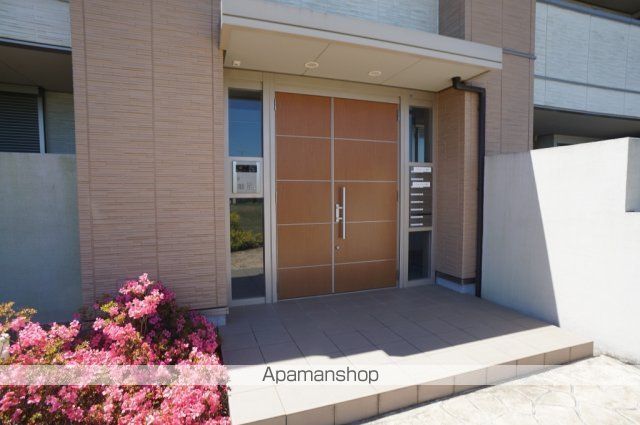 アリスティオの玄関写真
