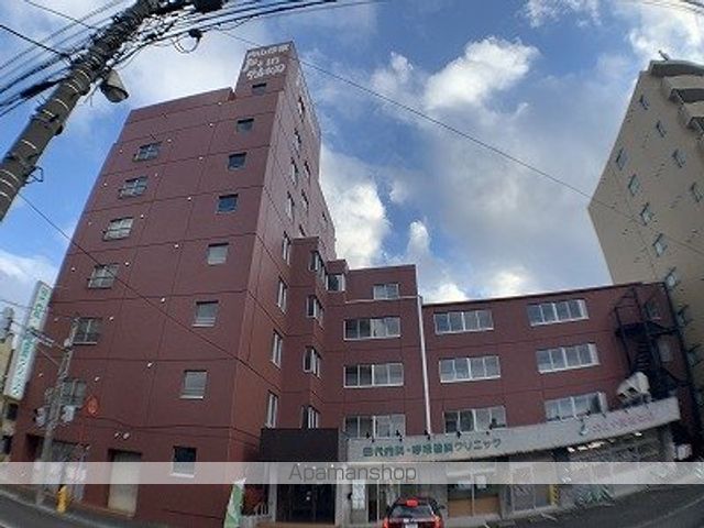 ドミ16中島公園の外観写真