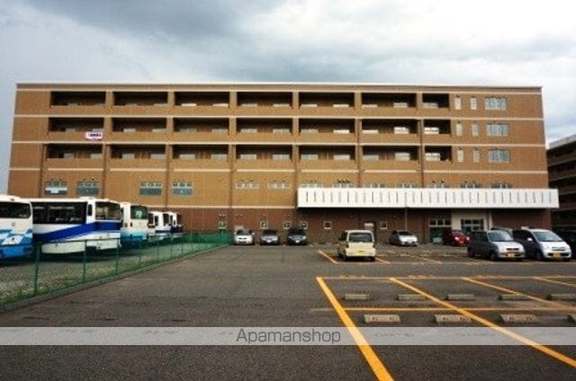 ファーストクラス市民病院前の外観写真