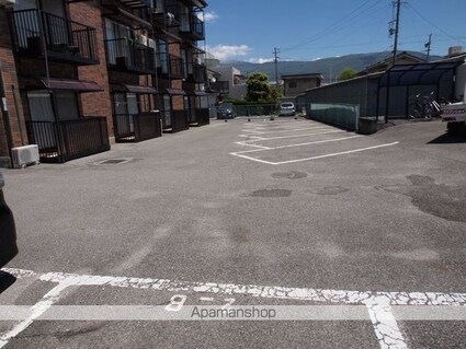 ワンルームはれやか[1K/28.8m2]の駐車場1