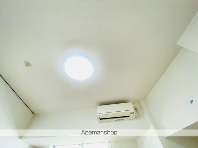 CORNES HOUSE NAGOYAの内装写真