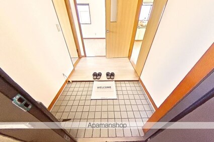 久保ハイツ　Ⅱ[3SDK/83.04m2]の玄関