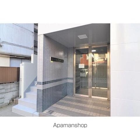 シャルマンヒロの玄関写真