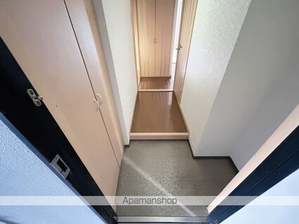 広島県広島市中区西川口町[2LDK/58m2]の玄関