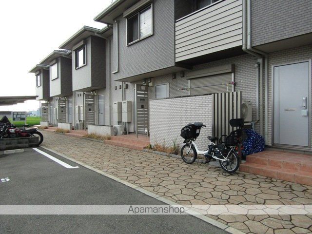 メゾン池島の玄関写真