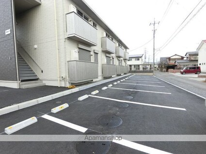 プレミストＶＩ[1R/30.33m2]の駐車場