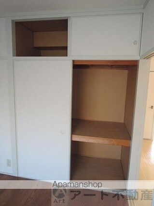 ロイヤルアネックス福音寺[2LDK/53.46m2]の収納