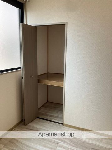 クレセントヴィラ日置江 Aの内装写真