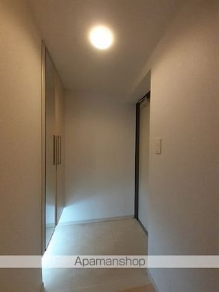 ヴィレッジゲート亥鼻[1K/39.32m2]の玄関