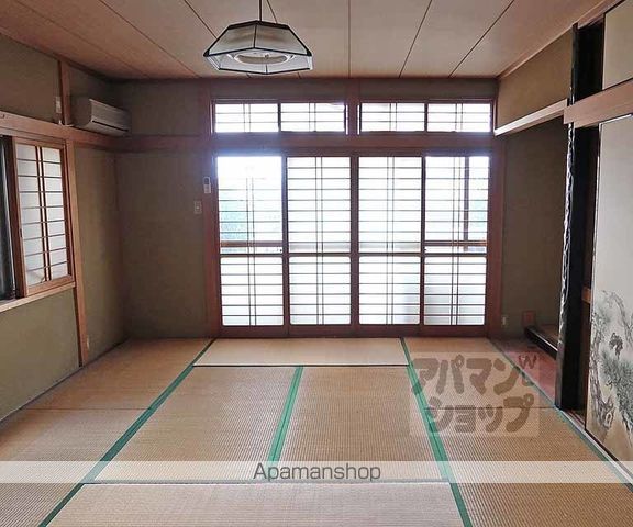 東福寺貸家の内装写真