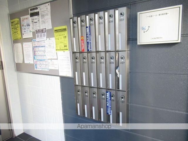assurance本町通の玄関写真
