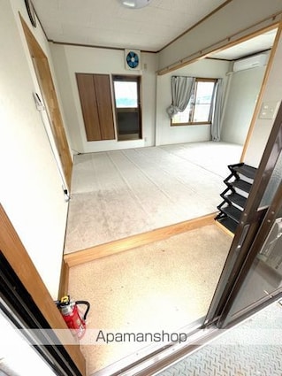サンハイツ[1R/50.1m2]の玄関