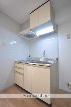 メイプル・アーサ中山[2K/33.16m2]のキッチン