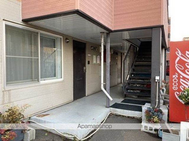 ラフォーレ新札幌Bの玄関写真