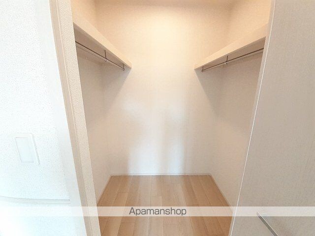 ローレル　Ⅲ[2LDK/58.57m2]の収納