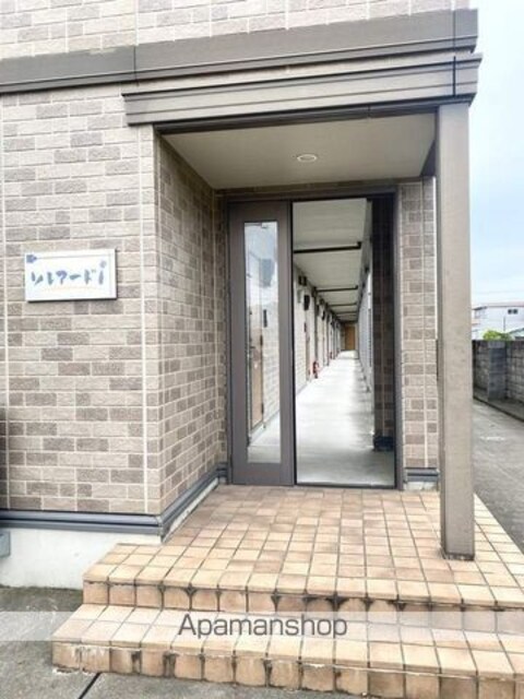 和歌山県和歌山市布引[1K/30.03m2]のエントランス1