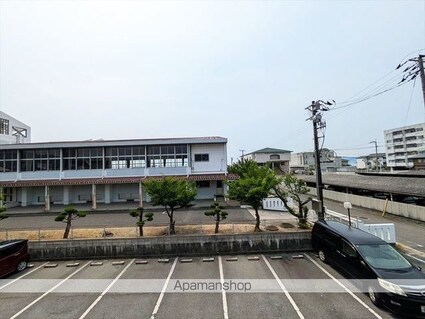 ファミーユ・ヴィラ　Ｂ・Ｃ　Ｃ棟[2LDK/55.2m2]の眺望