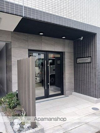 メゾン　アイティー　ジャック[1LDK/38.9m2]のエントランス