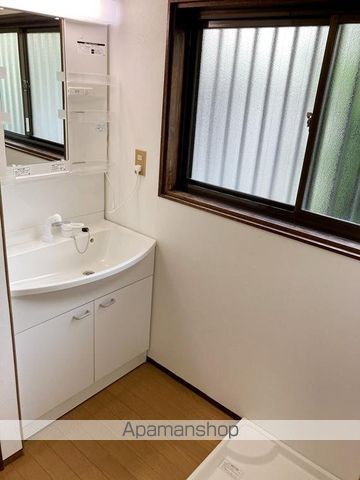 西武鉄道拝島線 東大和市駅 徒歩16分 2階建 築44年の内装写真