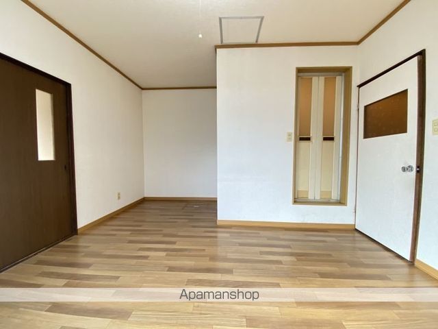 ピアパレス富岡Iの内装写真