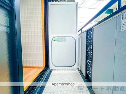 シャトレー・ワタナベⅡ[1K/23.59m2]のバルコニー