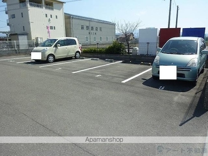 スカイコーポ垣生[2LDK/55.14m2]の駐車場4