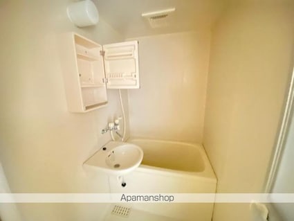 グランドハイツ増田[1R/22.35m2]のバス