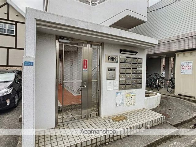 AKKマンションの玄関写真